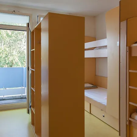 Auberge de Jeunesse *