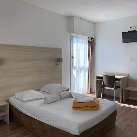Auberge De Jeunesse 旅馆 拉罗歇尔