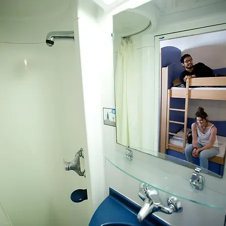 Hostel Auberge De Jeunesse