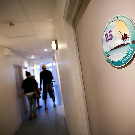Auberge De Jeunesse Hostel La Rochelle (Charente-Maritime)