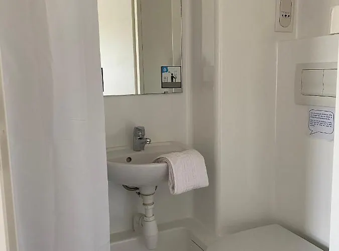 Auberge De Jeunesse *