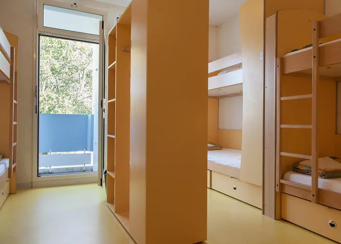 Auberge De Jeunesse Hostel La Rochelle (Charente-Maritime)