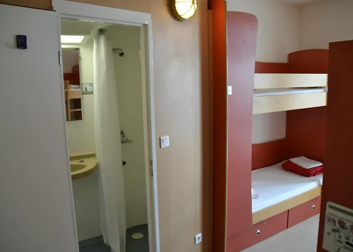 Hostel Auberge De Jeunesse La Rochelle (Charente-Maritime)