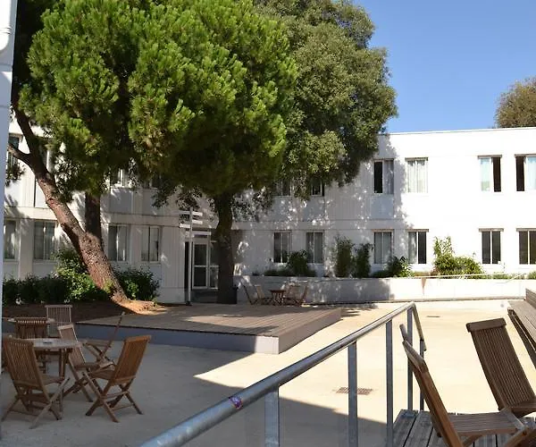 Хостел Auberge De Jeunesse *